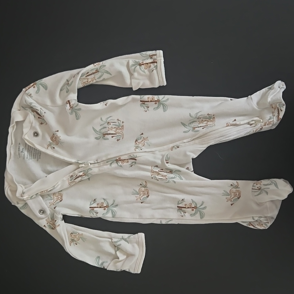 Carters Kids Cream Pajamas with Animal Print. Kangaroo / Koala Bear.